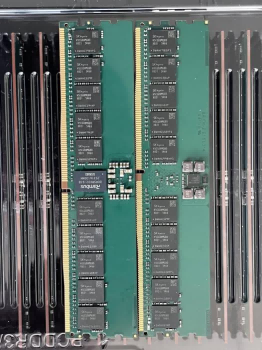 อุปทานแฟลช DRAM และ NAND กระชับขึ้น: ผู้ค้าจำนวนมากกักตุน ราคาหน่วยความจำ DDR เข้าสู่วงจรขาขึ้น